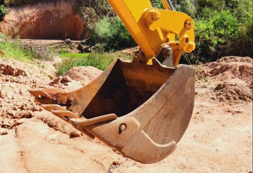 Retroescavadeira jcb 3cx 2012