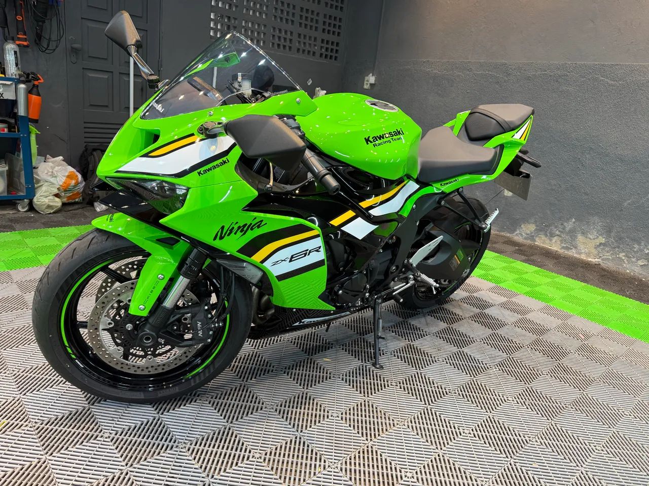 Kawasaki Zx-6r 636cc 2025 - 1457901119 | OLX