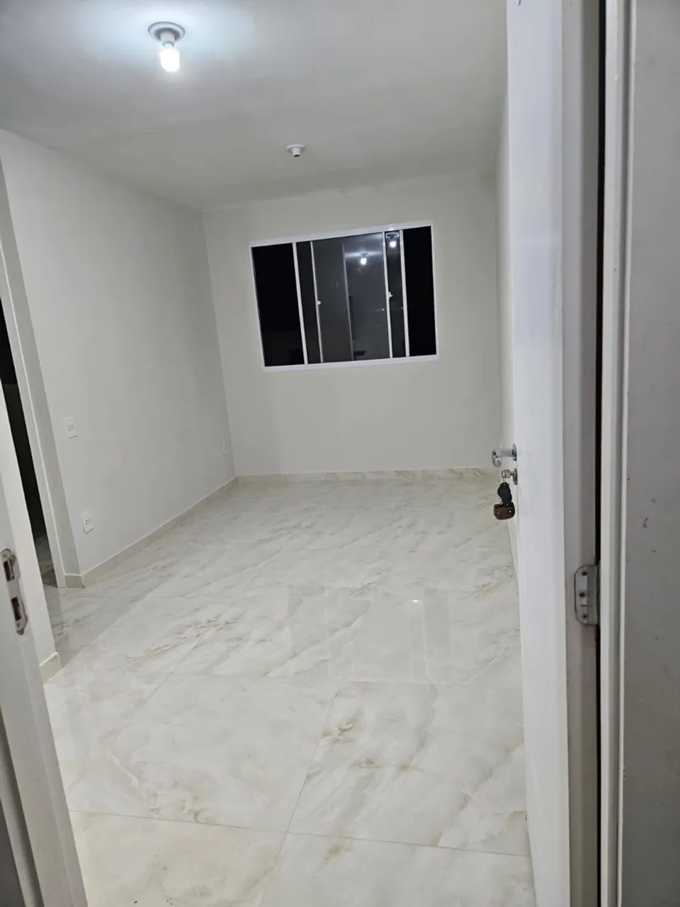 Vendo/m Belíssimo Apartamento (Novo, nunca usado) no Vila Portuguesa