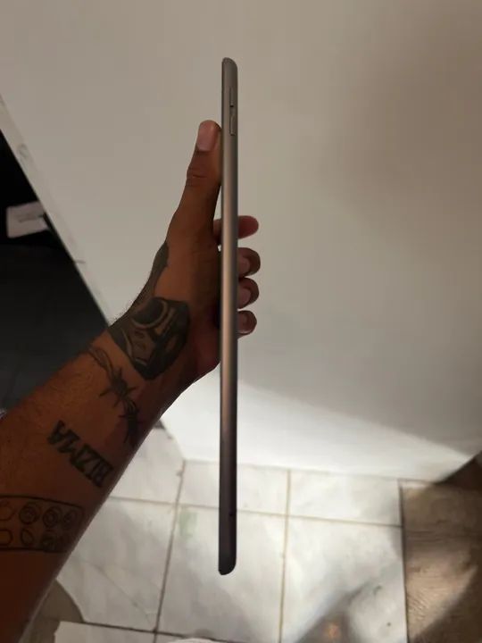 iPad 6ª Geração + Caneta - Foto 3