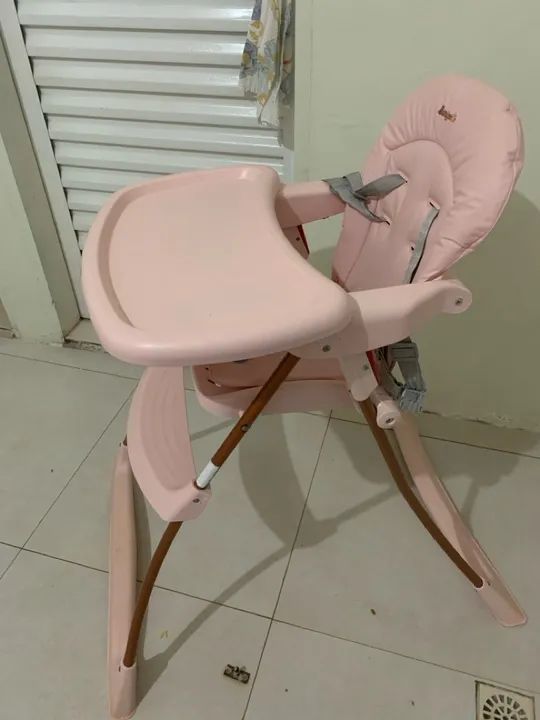 Cadeira de Alimentação Bebê Rosa - Usada - Foto 2