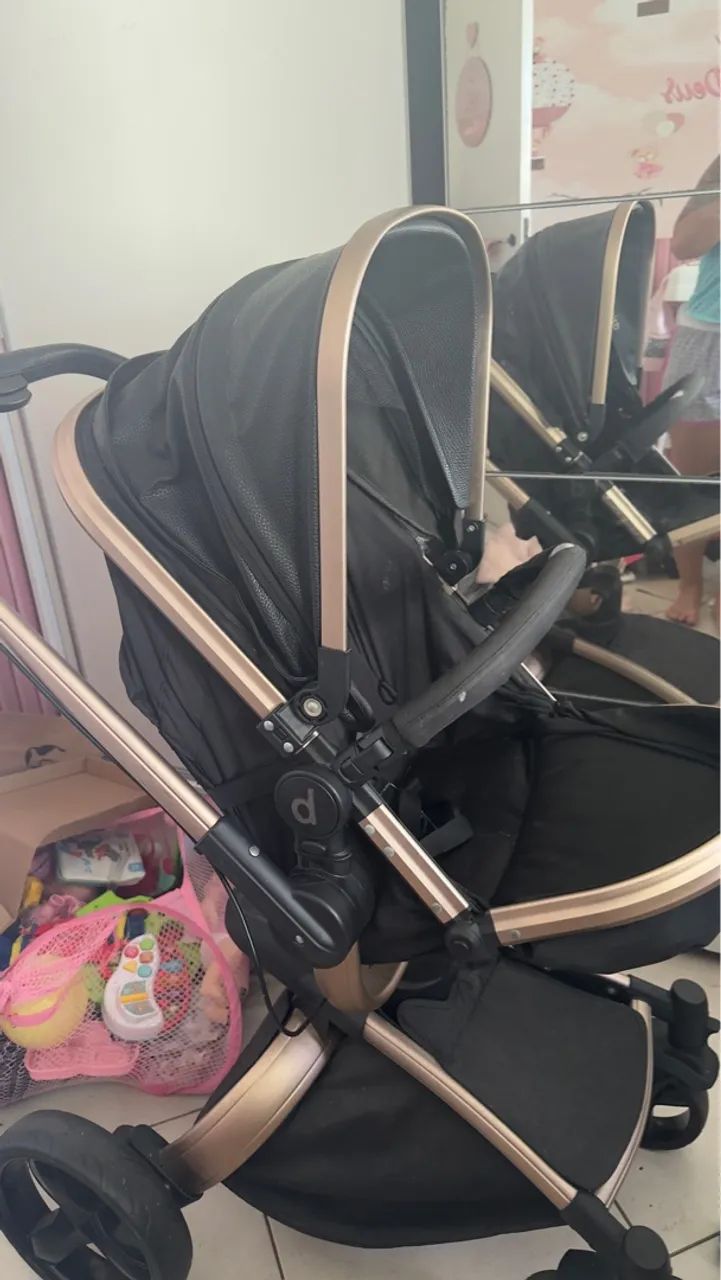 Carrinho de Bebê Vulkan da Dzieco 360  + bebê conforto muito novos