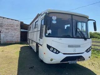 MOTOR HOME com CAVALEIRA - Foto 2