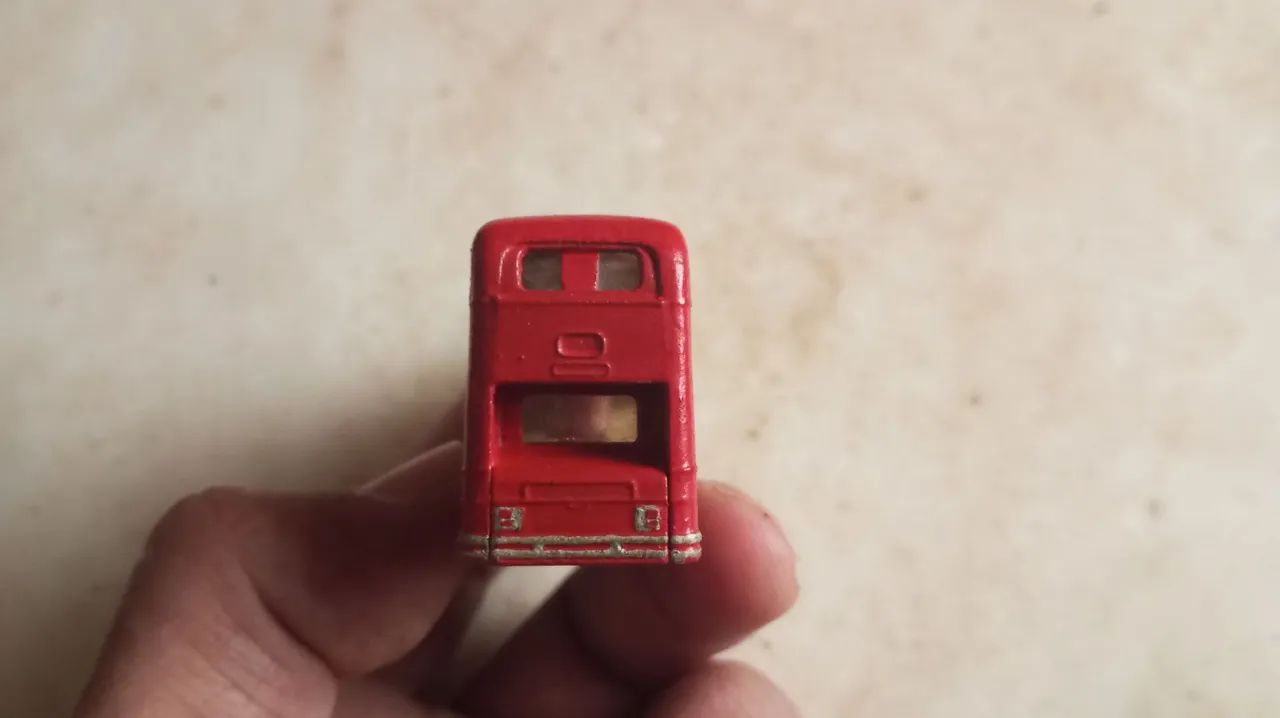 Miniatura de onibus antigo anos 80 matchbox - Foto 2
