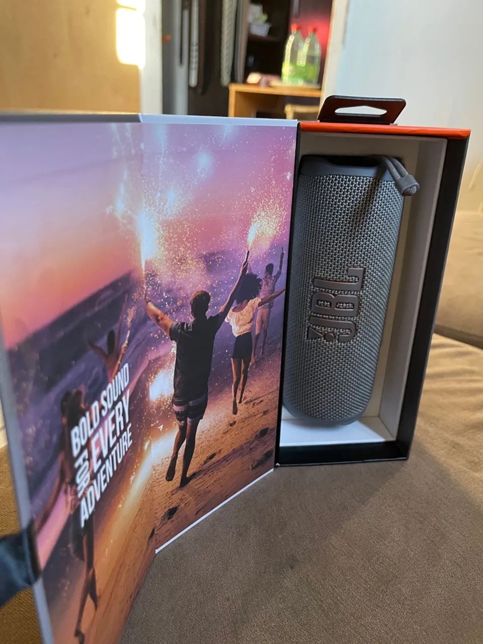 Caixa de Som JBL Flip 6 - Bluetooth - 12h de Autonomia - Foto 5