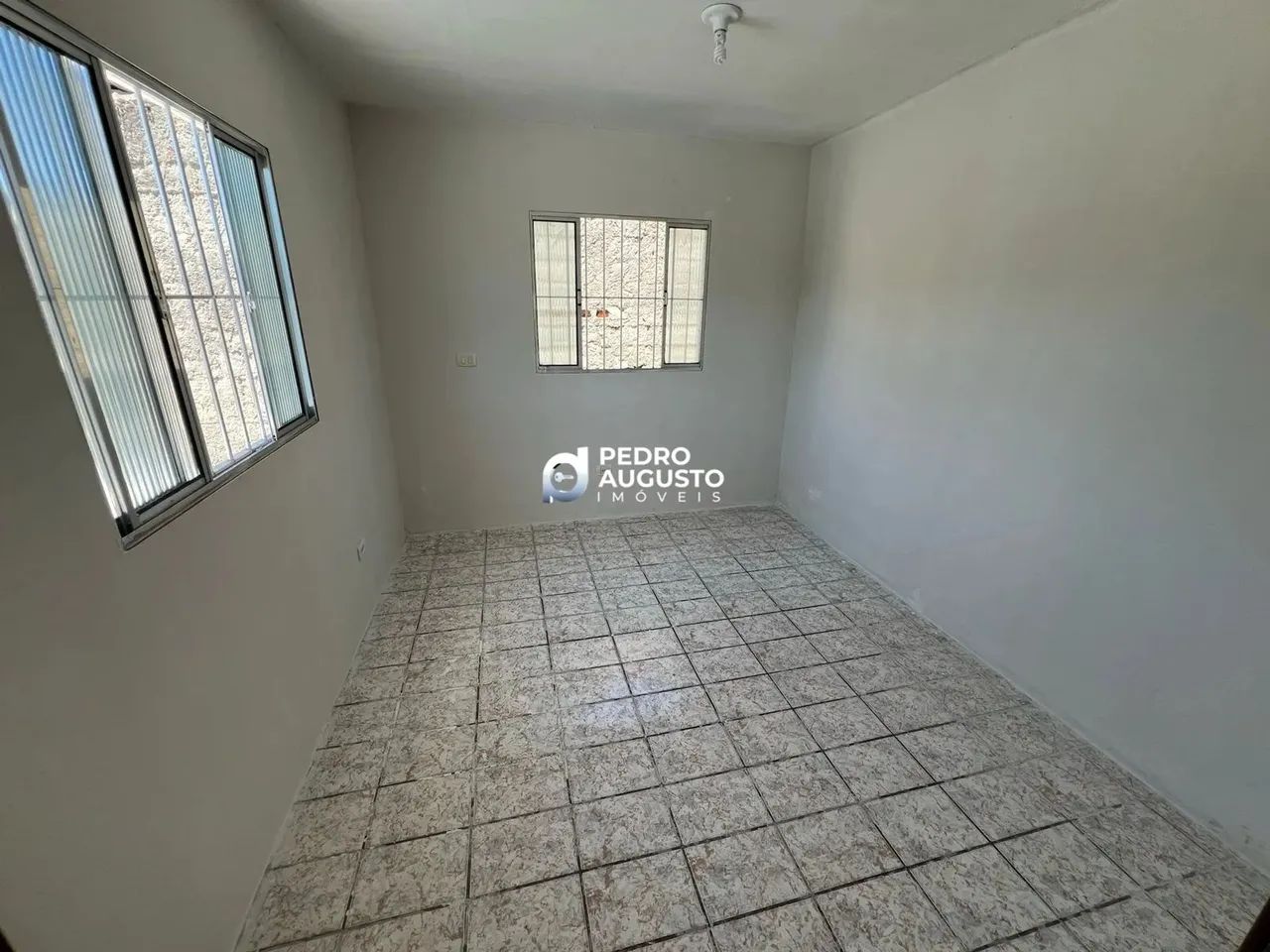 Casa: 75m², 3 Qts, sala ampla, 1° andar, há 500m da Avenida Caxangá no Cordeiro! - Foto 4