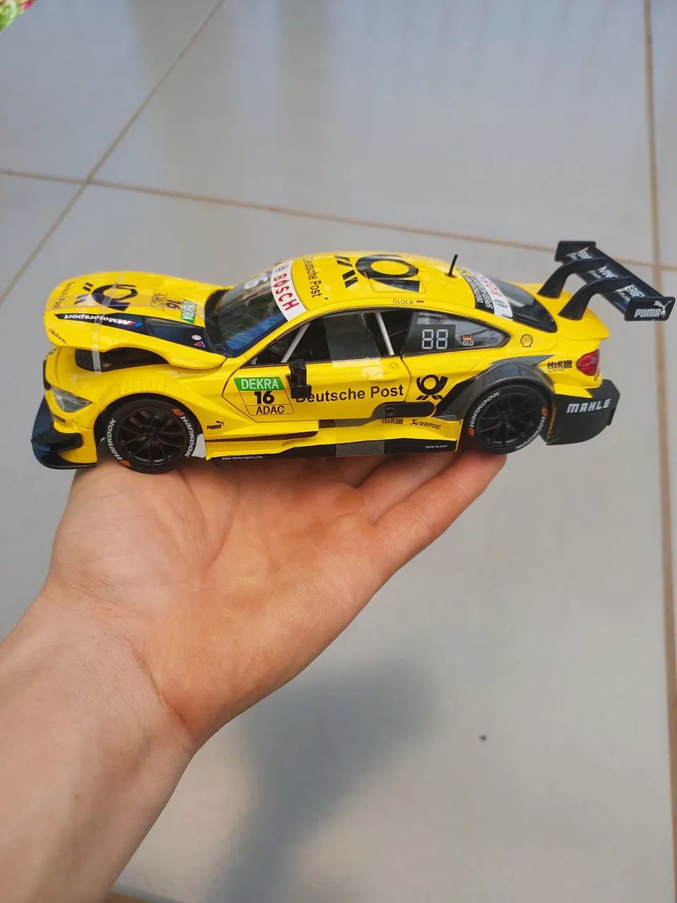 Bmw m4 1:24 detalhada  - Foto 2