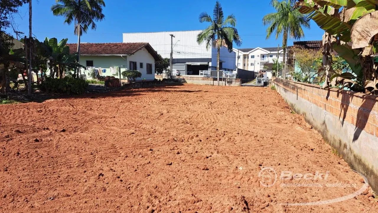 Terreno no bairro Bom Retiro - Joinville