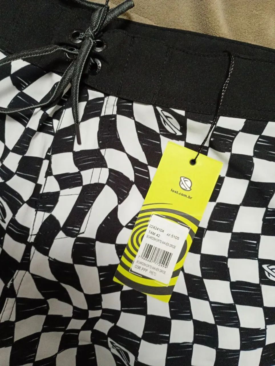 Bermuda lost água  - Foto 3