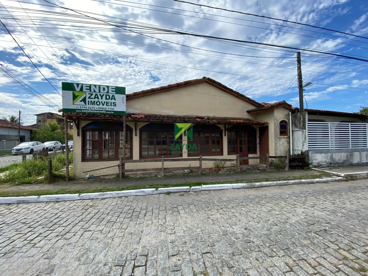 Oportunidade em Barra de São João de frente para a Rodovia Amaral Peixoto