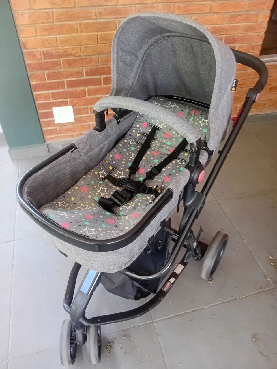 Carrinho de Bebê Moisés e Cadeirinha de Carro Bebê Conforto Safety 1st - Foto 2