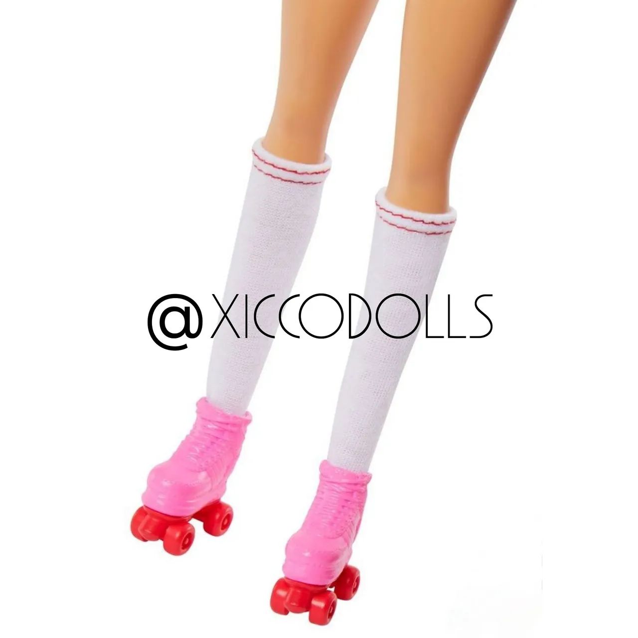 Boneca Barbie Patinadora com acessórios  - Foto 3
