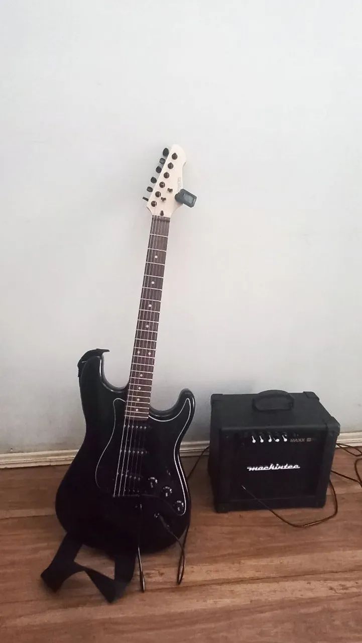 Stringberg Rockwave Rw50 Bk+ e Amplificador Mackinter
