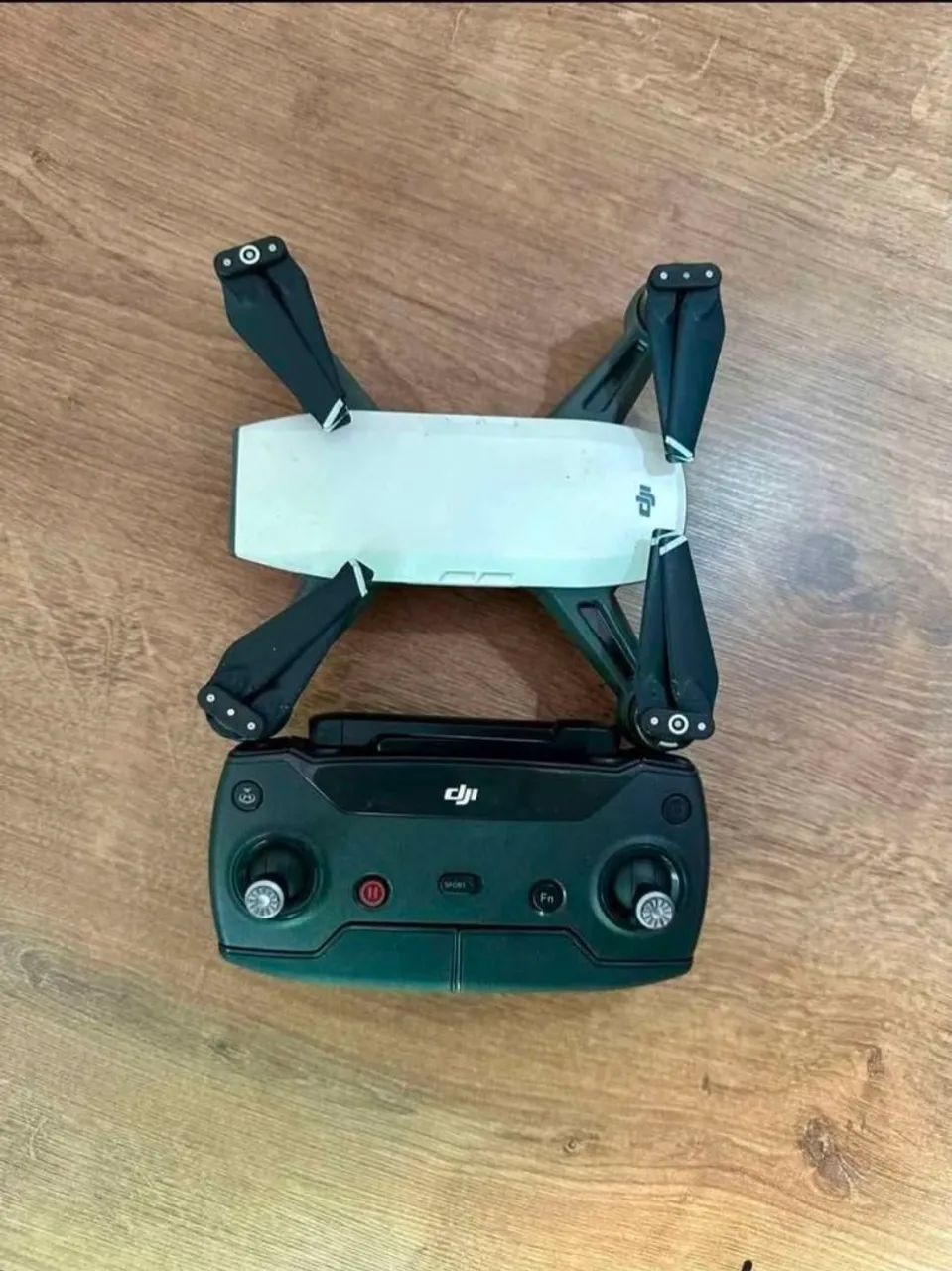 DRONE SPARK COMBO INCLUI 3 BATERIAS FLY MORE  - Foto 2