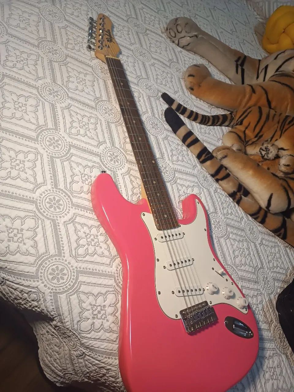 Guitarra Dolphin64840797774851120