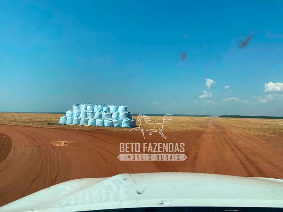 Imóvel para venda possui 120000000 metros quadrados em Zona Rural - Nova Ubiratã - MT - Foto 3