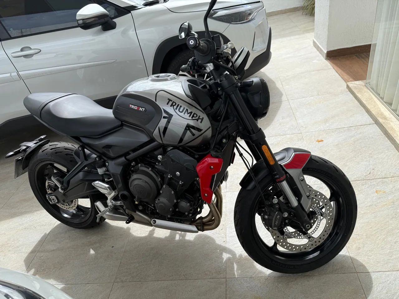 TRIUMPH/TRIDENTE 660 ÚNICO DONO, IPVA PAGO - Foto 2