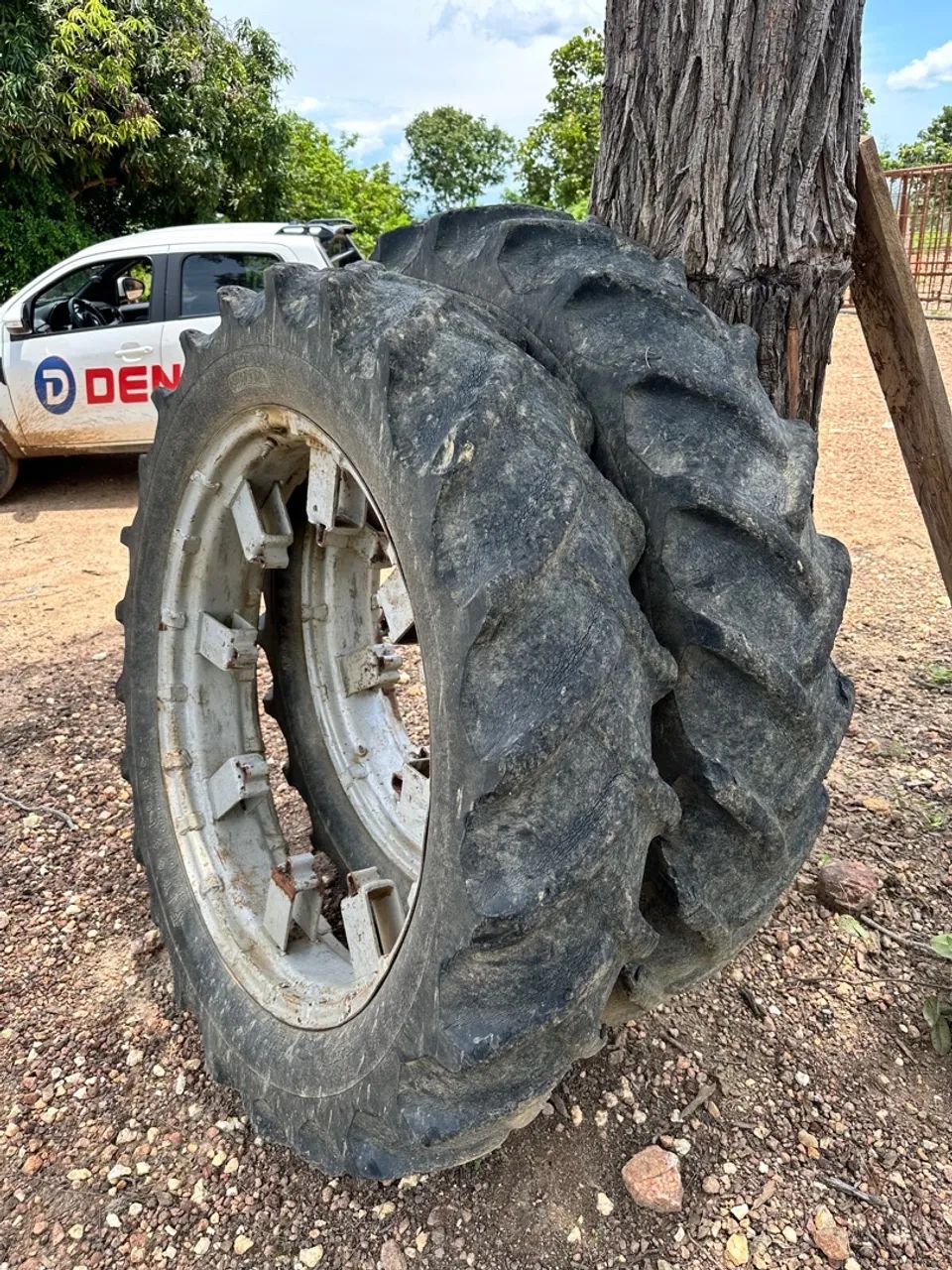 Pneu de Trator Agrícola - Foto 3