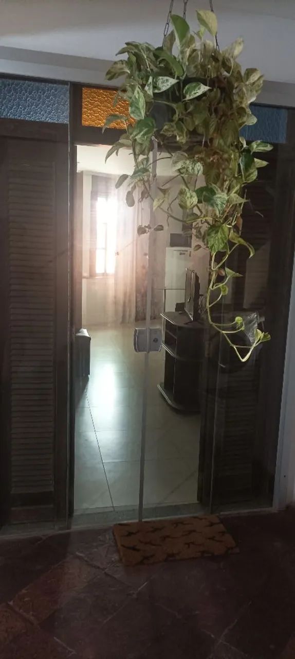 Kitnet mobiliada Av ACM, próxima ao Iguatemi 