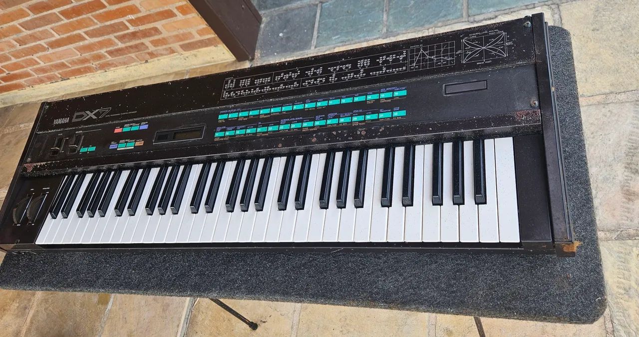 Teclado Yamaha Dx7. - Foto 3