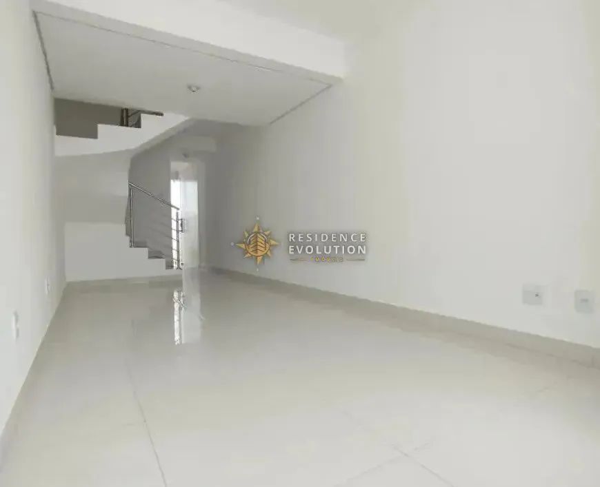 Casa Geminada Duplex Nova - Entrada Independente - Foto 3