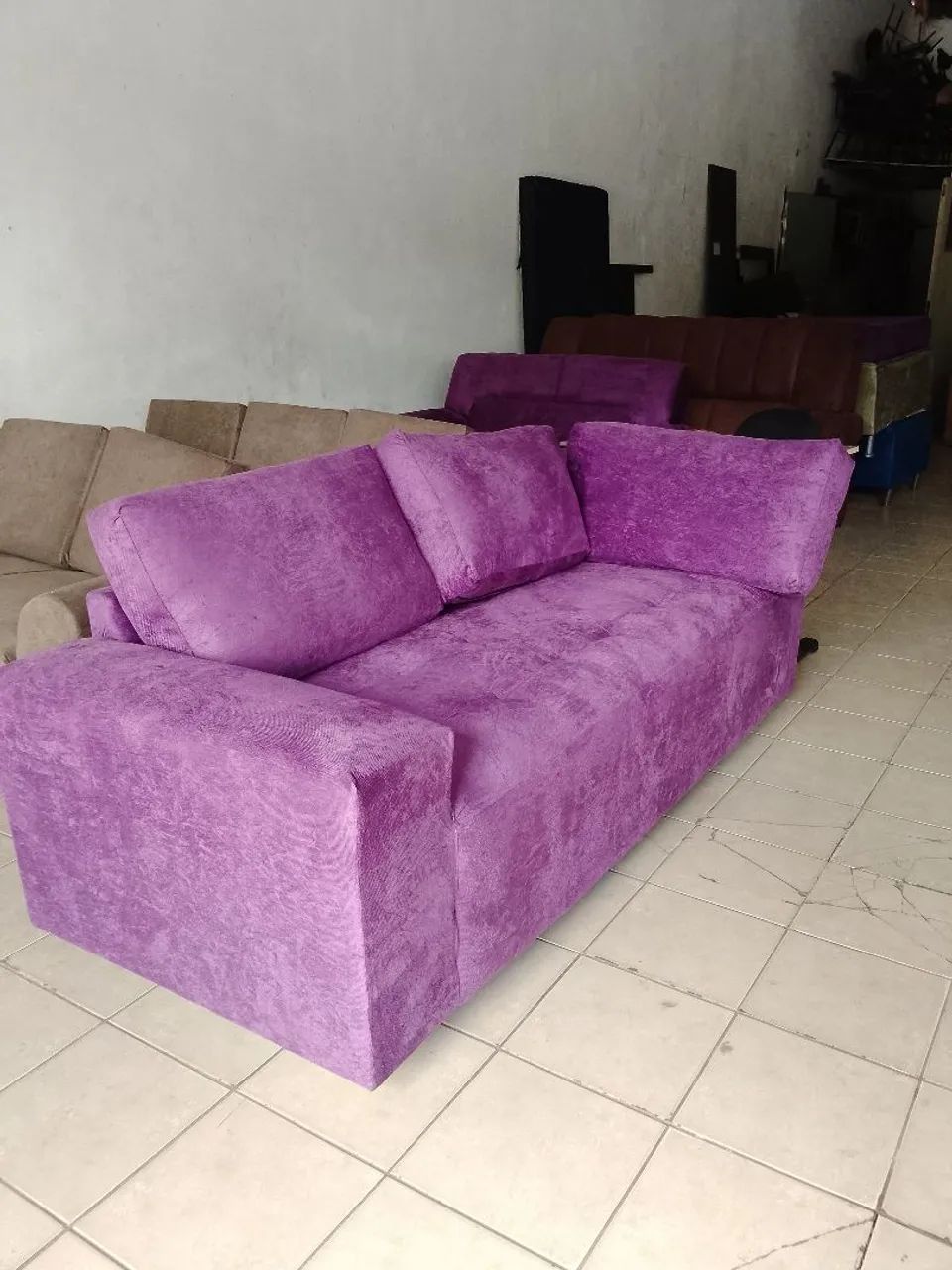 SOFÁ ROXO 3 LUGARES - REFORMADO - Foto 2