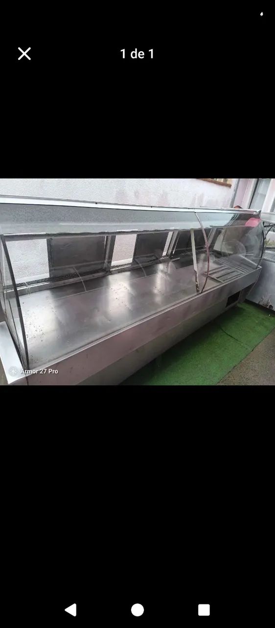 Balcão para açougue funcionando 