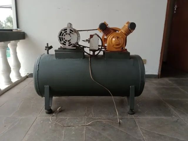 VENDO COMPRESSOR DE AR - Foto 2