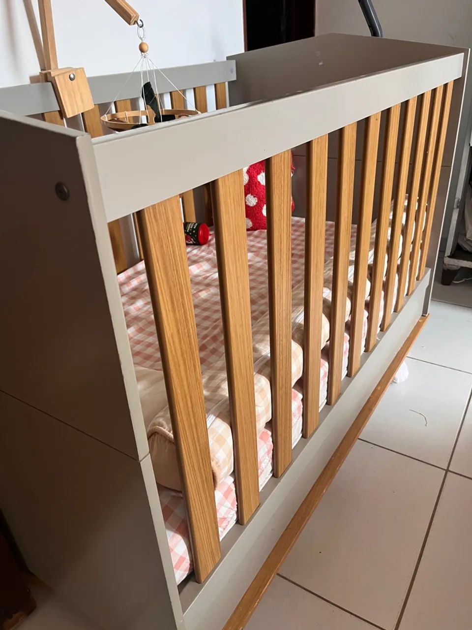Berço usado com arranhão  - Foto 3