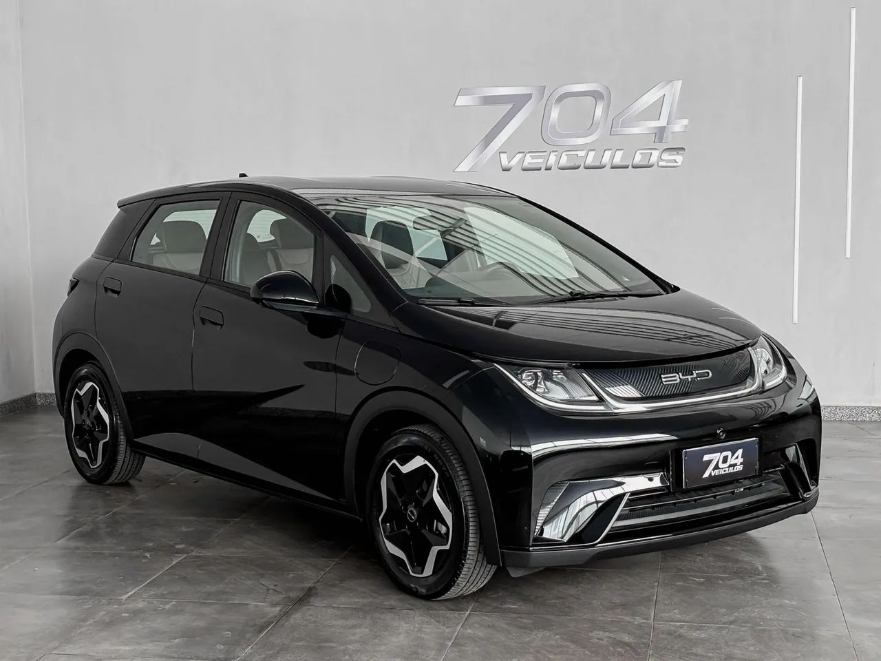 BYD Dolphin EV (Elétrico) 2025