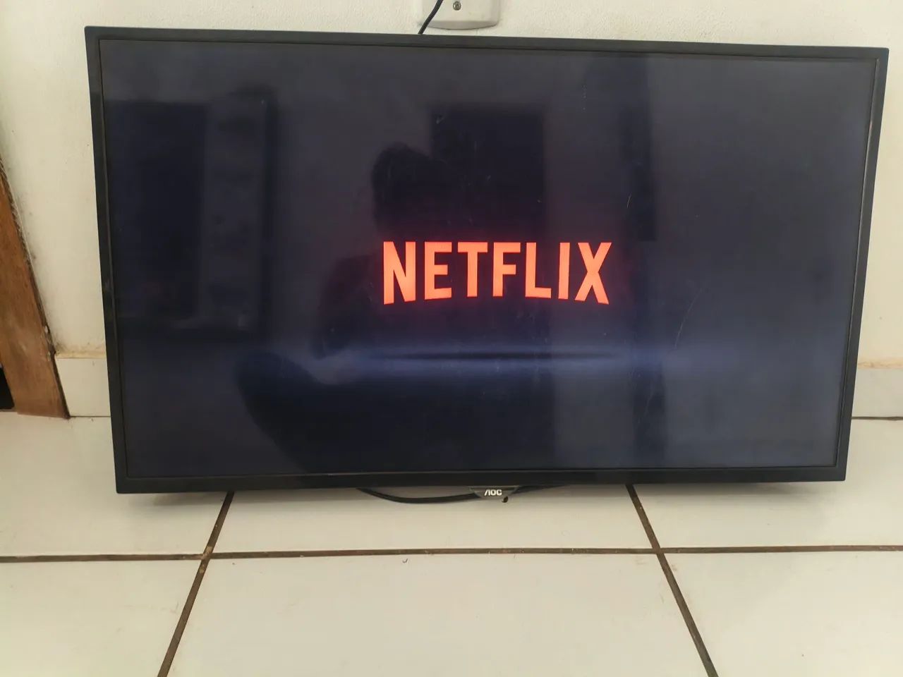 Tv 32 polegadas Smart tv com Netflix 