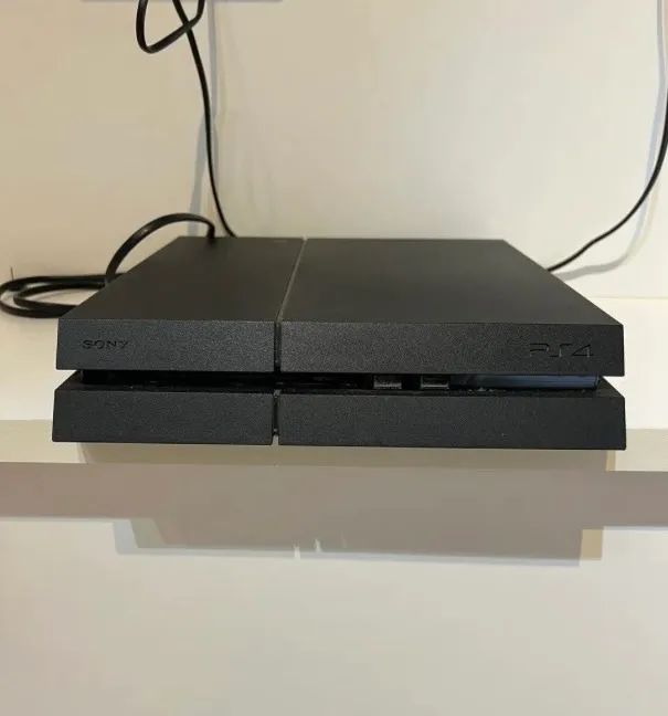 PS4 FAT 500GB + 2 controles e cabos - Foto 2