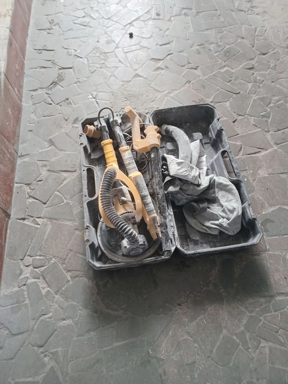 Máquina lixadeira de parede girafa