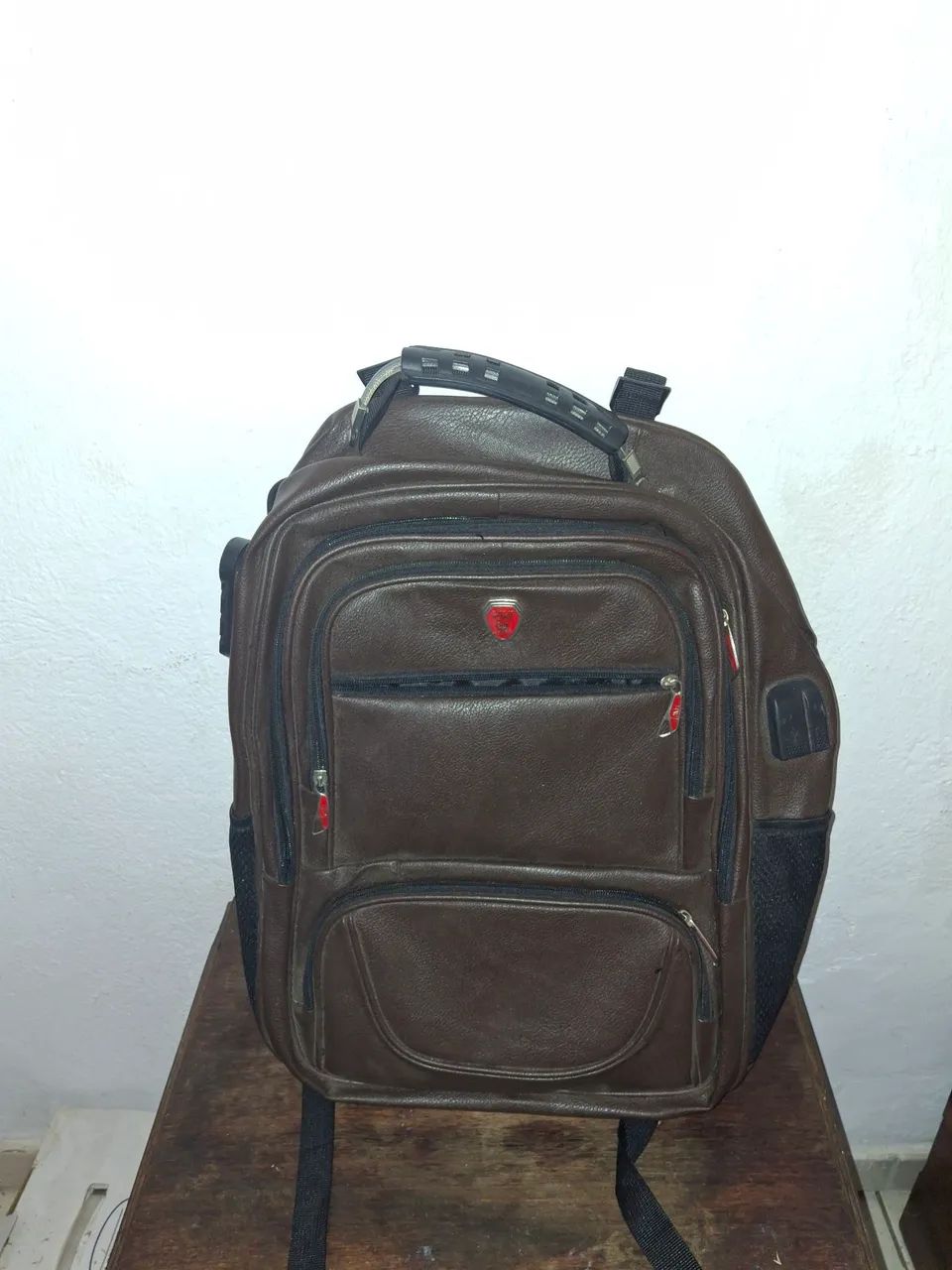 Mochila couro marron nova 