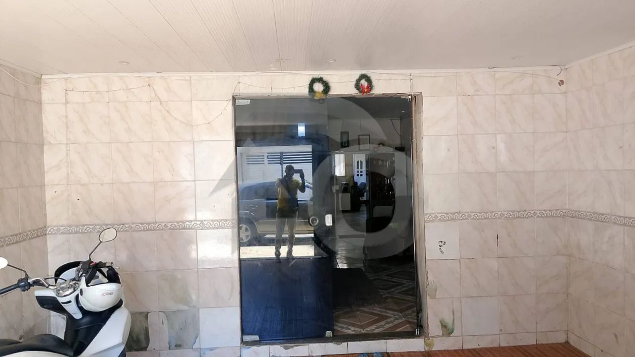Casa Para Vender com 4 Quartos, sendo 1 Suíte no Bairro Bugio em Aracaju - Foto 4