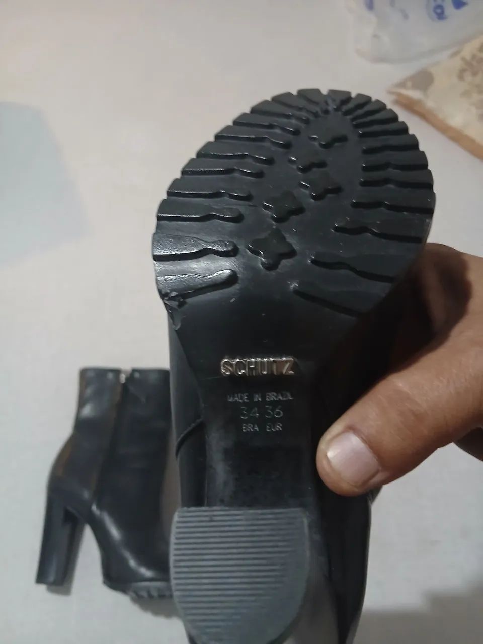 BOTA DE COURO LEGÍTIMO SCHUTZ N34 NOVA  - Foto 3