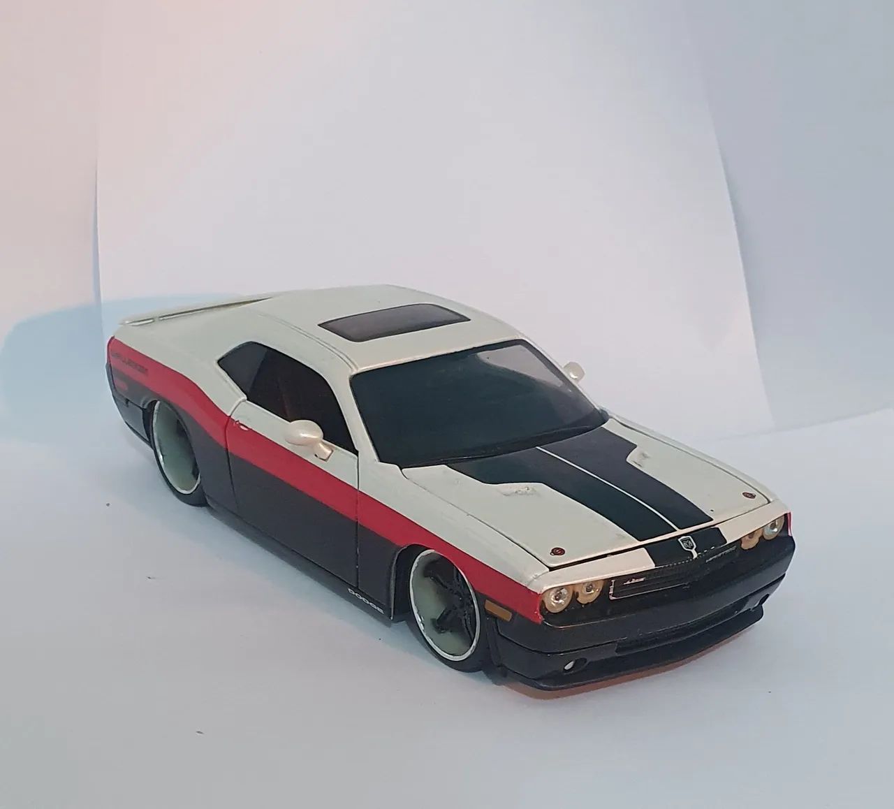 Miniatura 1:24
