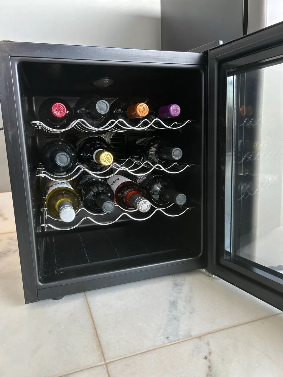 Adega de vinhos 16 garrafas  - Foto 5