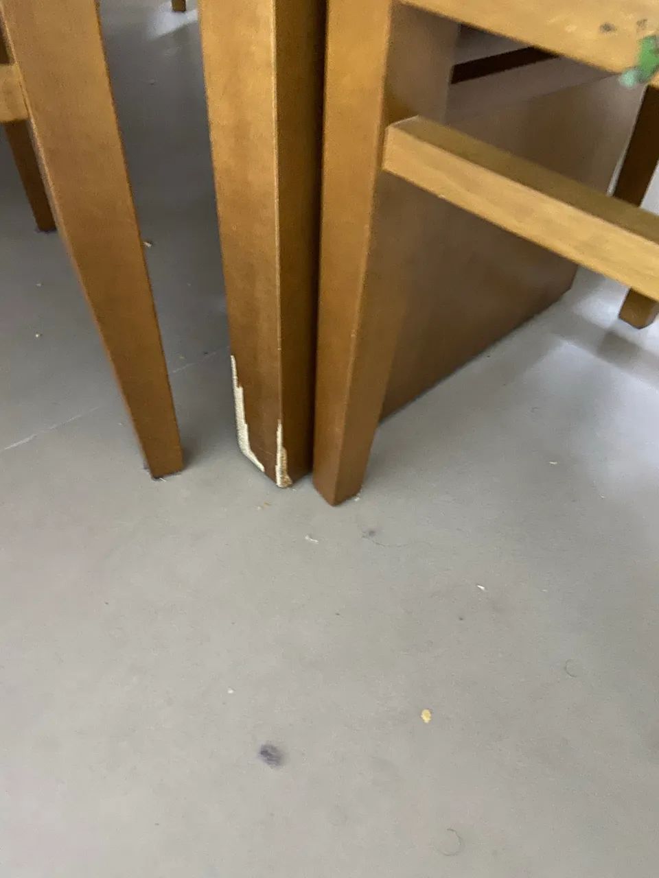 Mesa de Jantar 6 Lugares com 6 Cadeiras Estofadas  - Foto 5