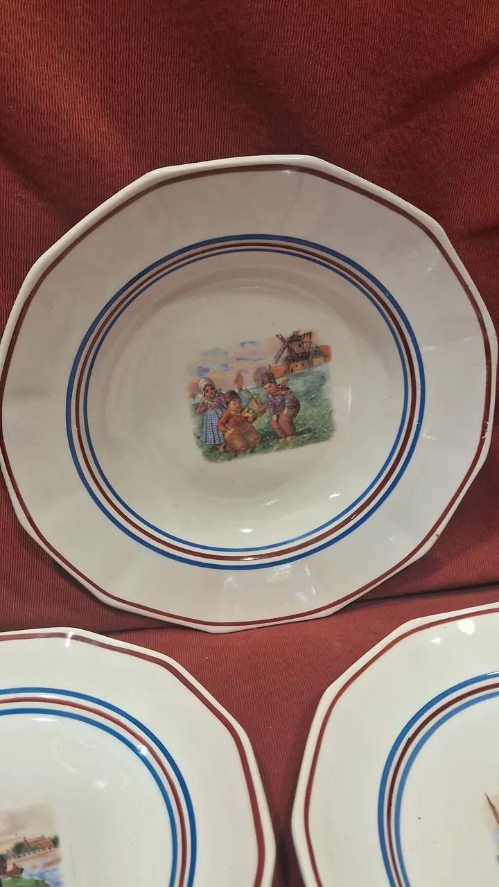 3 Pratos Antigos decorativos  - Foto 2