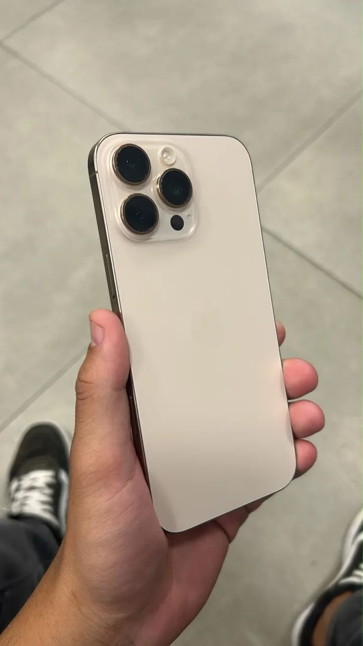 iPhone 16 pro max  - Foto 2