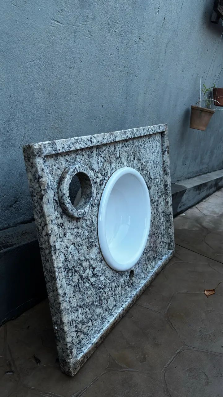 Pia de mármore com cuba em porcelanato  - Foto 2