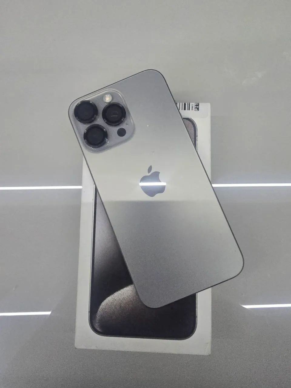 Vendo iphone 15 pro max 256GB - Foto 2