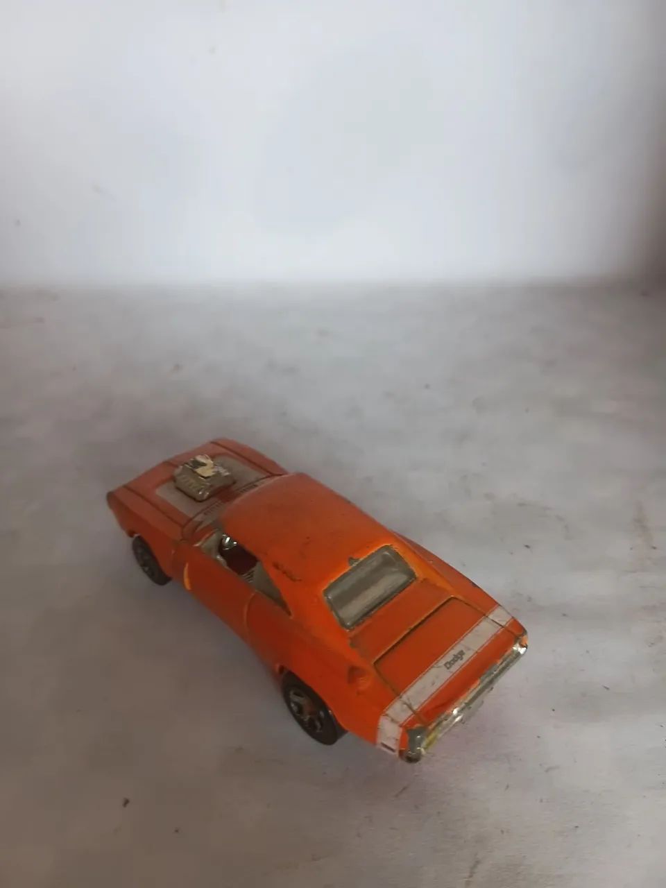 Miniatura hot wheels 2010 Chrysler dodge - Foto 2