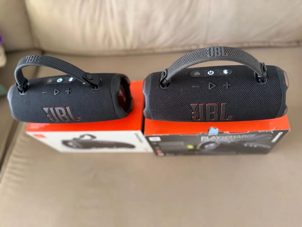 Caixa de som JBL Charge 6 02 unidades  - Foto 3