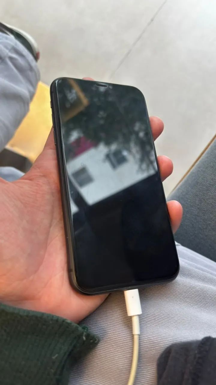 Iphone 11 - 64gb - Preto - Usado - Foto 5