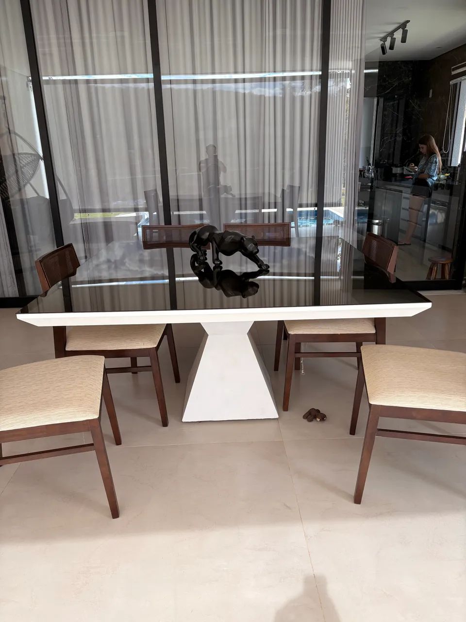 Mesa líder idem com 6 cadeiras. - Foto 2