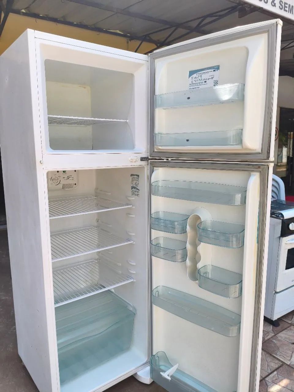 Geladeira Electrolux 380 litros  - Foto 4