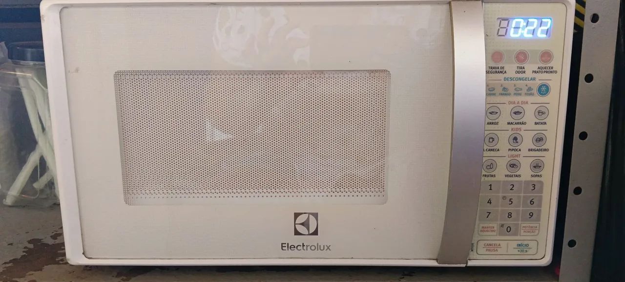 Microondas Eletrolux 20 litros  - Foto 4