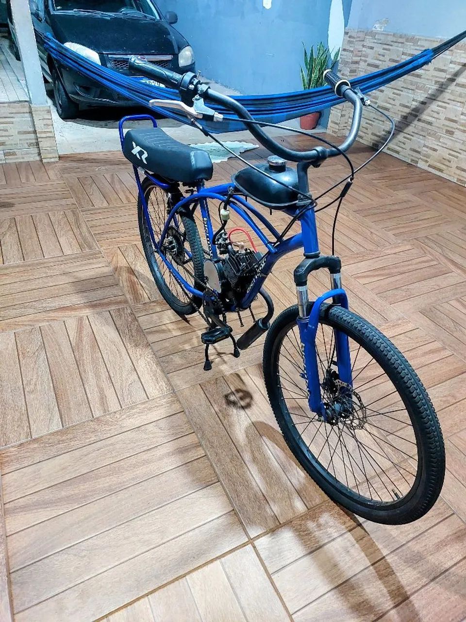 Vende se bicimoto